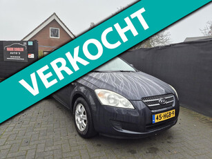 Kia Cee'd Sporty Wagon 1.4 X-tra 5 Deurs Airco Trekhaak