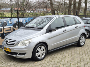 Mercedes B-klasse 170 AUTOMAAT | AIRCO | NAVI | ELEK RAMEN | LM'' | APK 12-2025 |