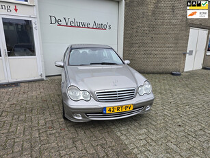 Mercedes-Benz C-klasse 180 K. Elegance nette auto 1 jaar apk