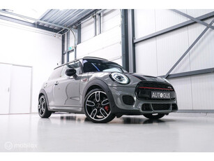 Mini 2.0 John Cooper Works Chili 232 pk | Schuifdak | Harman kardon | Leder | Digitaal dash | JCW | LED |