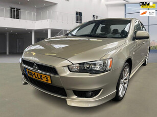 Mitsubishi Lancer Sports Sedan 1.8 Intense