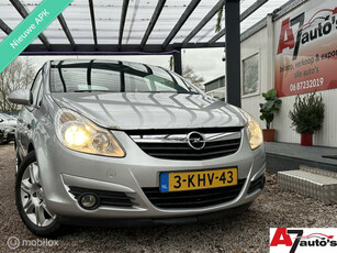 Opel Corsa 1.4-16V Nieuwe APK