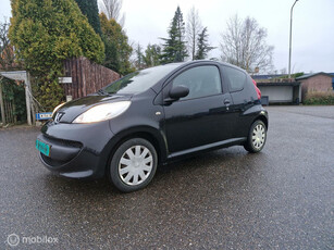 Peugeot 107 1.0-12V XS