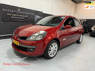 Renault Clio 1.2 TCE Rip Curl Nap/Airco/Xenon/APK 12-2025!