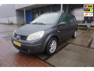 Renault Grand Scénic 2.0-16V Business Line 7p.