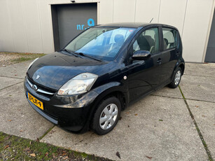 Subaru Justy 1.0 Black & White