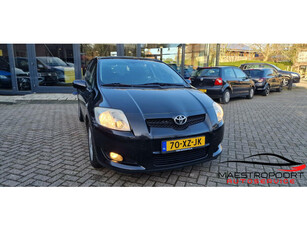 Toyota Auris 1.6-16V Luna Business