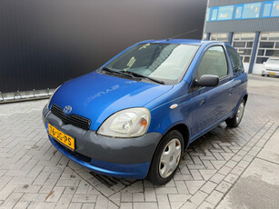 Toyota Yaris 1.0-16V VVT-i YORIN