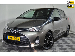 Toyota Yaris 1.3 VVT-i Dynamic Bi-Tone / Navi./ Camera / Led.