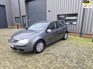 Volkswagen Golf 1.4 FSI Businessline DECEMBER SALE VAN € 2750 VOOR € 2450