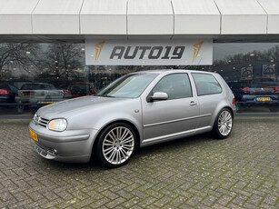 Volkswagen Golf 1.6-16V Oxford