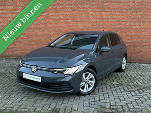 Volkswagen Golf eTSI|CARPLAY|LANE ASSIST|KEYLESS|DIGITALDASH