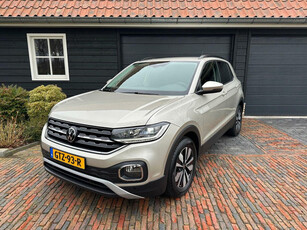 Volkswagen T-Cross 1.5 TSI Move - Luxe uitgevoerd/Trekhaak