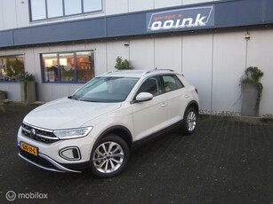 Volkswagen T-Roc 1.5 TSI Life Business