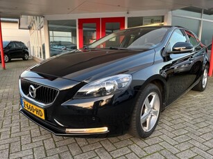 Volvo V 40 T3 150PK Momentum Winterpakket/BLUETHOOTH/DEALER ONDERHOUDEN