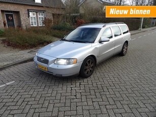 Volvo V 70 D5 automaat - leder exportprijs!