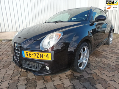 Alfa Romeo MiTo 1.3 JTDm ECO Essential - Olie Lekkage