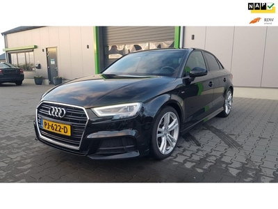 Audi A3 Limousine 1.6 TDI Sport S Line Edition in perfecte