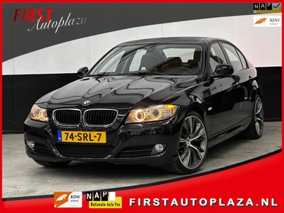 BMW 3-serie 318i Corporate Lease Luxury Line AUTOMAAT