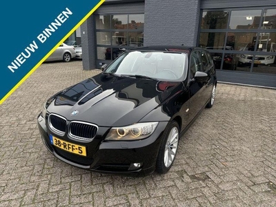 BMW 3 Serie Touring 318i Lux Line