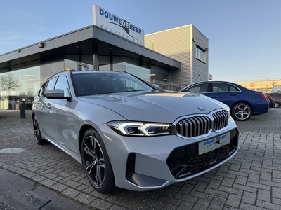 BMW 3 Serie Touring 330 e HYBRID M sport 293pk NEW MODEL