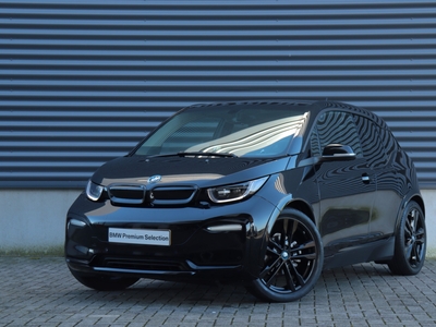 BMW I3 S 120Ah | Roadstyle Edition / Comfort Pack Advanced / Harman Kardon / Camera / Getint Glas / Navi Prof. / 20'' LMV - Spring Sale