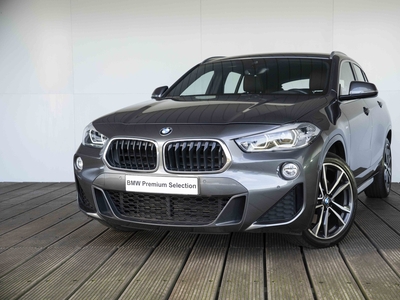 BMW X2 xDrive20i High Executive / Model M Sport / Buitenspiegels elektrisch inklapbaar / Comfort Acces / Elektrisch verwarmde voorstoelen