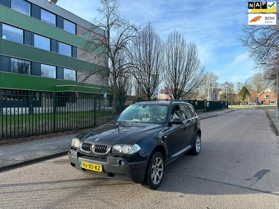 BMW X3 2.0i High Executive Clima.Navi.Leder