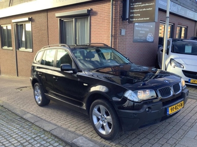 BMW X3 2.0i Introduction 4 wheel drive