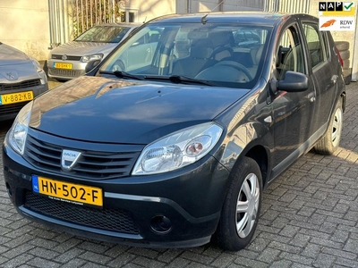 Dacia Sandero 1.4 Bj:2009 Centraal deurvergrendeling 5 Deurs