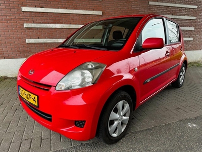 Daihatsu Sirion 2 1.0-12V Premium, Nieuwe APK.