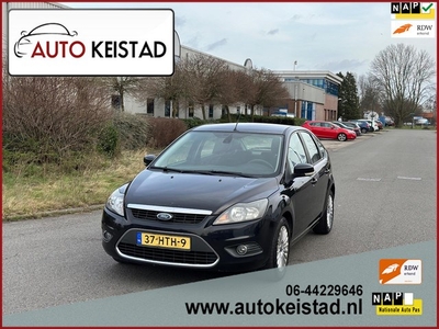 Ford Focus 1.6 Titanium 5-DEURS