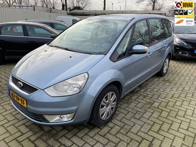 Ford Galaxy 2.0-16V Trend