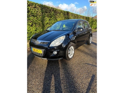 Hyundai I20 1.2i Business Edition 160000 km nap aanwezig