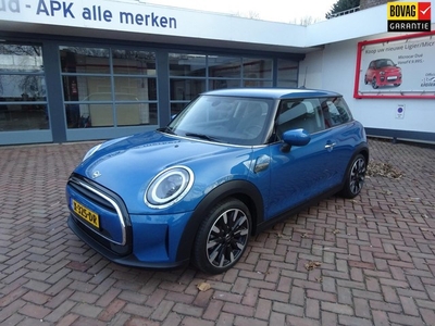 Mini 1.5 One Classic Turbo 102PK Navi. by Apple Car Play/