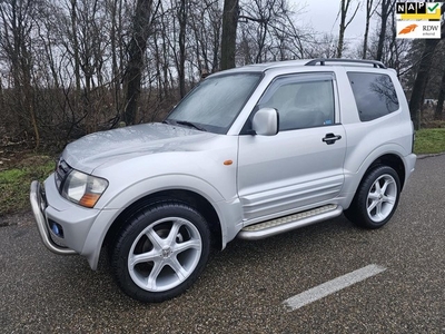 Mitsubishi Pajero 3.2 Di-D GLX HR ZEER MOOI