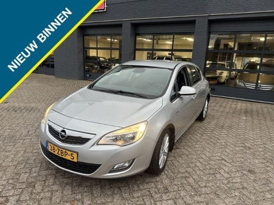 Opel Astra 1.4 Turbo Sport NAVIAIRCOTRKHAAKCRUISEPDCLED