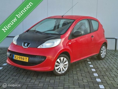 Peugeot 107 1.0-12V XR apk 10-2024