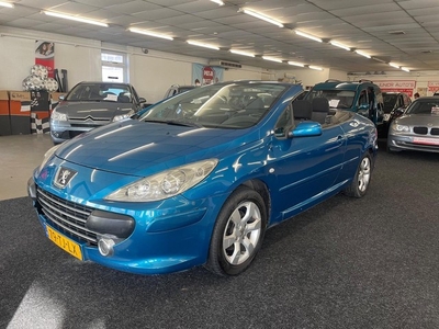 Peugeot 307 CC 2.0-16V Oxygo. Navi, Cruise control, aux en