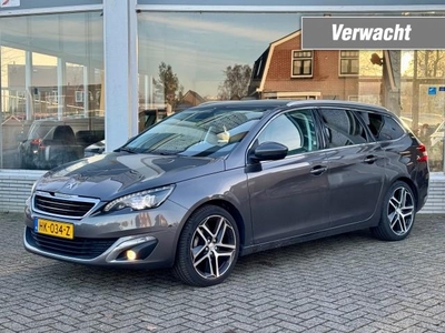 Peugeot 308 1.2 Turbo 130PK PREMIUM Navi Pano Trekhaak Camera NW APK