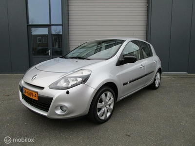 Renault Clio 1.6 20th Anniversary 5drs Automaat VERKOCHT!