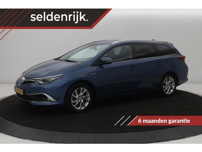 Toyota Auris 1.8 Hybride Executive Stoelverwarming