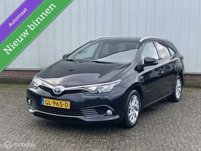 Toyota Auris Touring Sports 1.8 Hybrid Lease