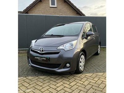 Toyota Verso-S 1.3 VVT-i Aspiration/navigatie/trekhaak