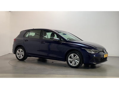 Volkswagen Golf 1.0 eTSI 110pk DSG Life Navigatie Parkeersensoren DAB+