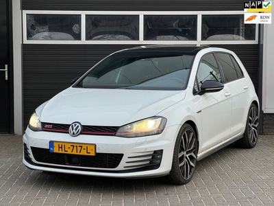 Volkswagen Golf 2.0 TSI GTI Pano, Xenon/LED, Adaptive