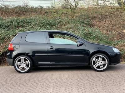 Volkswagen Golf INKOOP GEVRAAGD GOLF TDI PASSAT T4 T5 CADDY