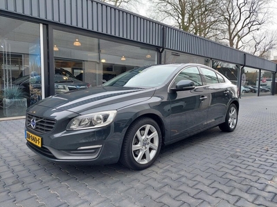 Volvo S60 2.0 D4 Momentum Leer Navi Telefoon Cruise PDC