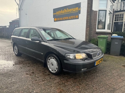 Volvo V70 2.4 T Ocean Race LEES TEKS