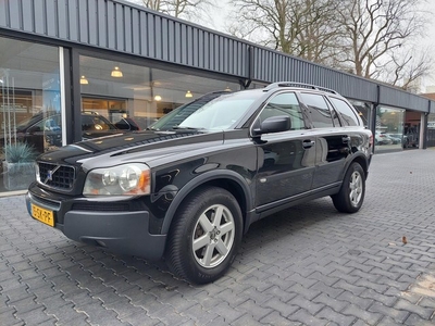 Volvo XC90 2.5 T Momentum 7 persoons Leer PDC Regensensor